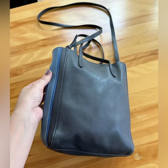 Ralph Lauren Purple Label Mini Modern Tote in Navy calfskin leather - Picture 6 of 13